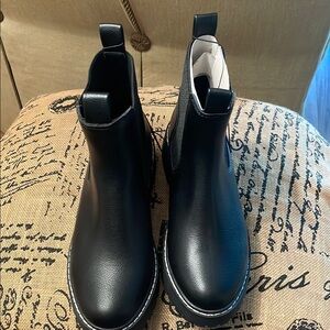 NWT Dolce Vita Black Leather Boots